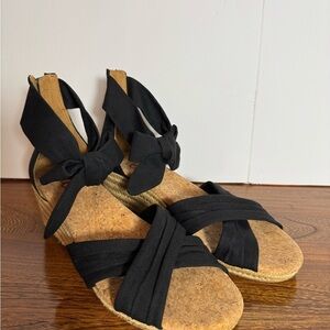 UGG Traci Espadrille Wedge Sandals Black open toe